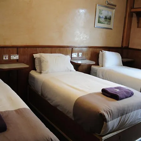 Cricklewood Lodge Hotel-2